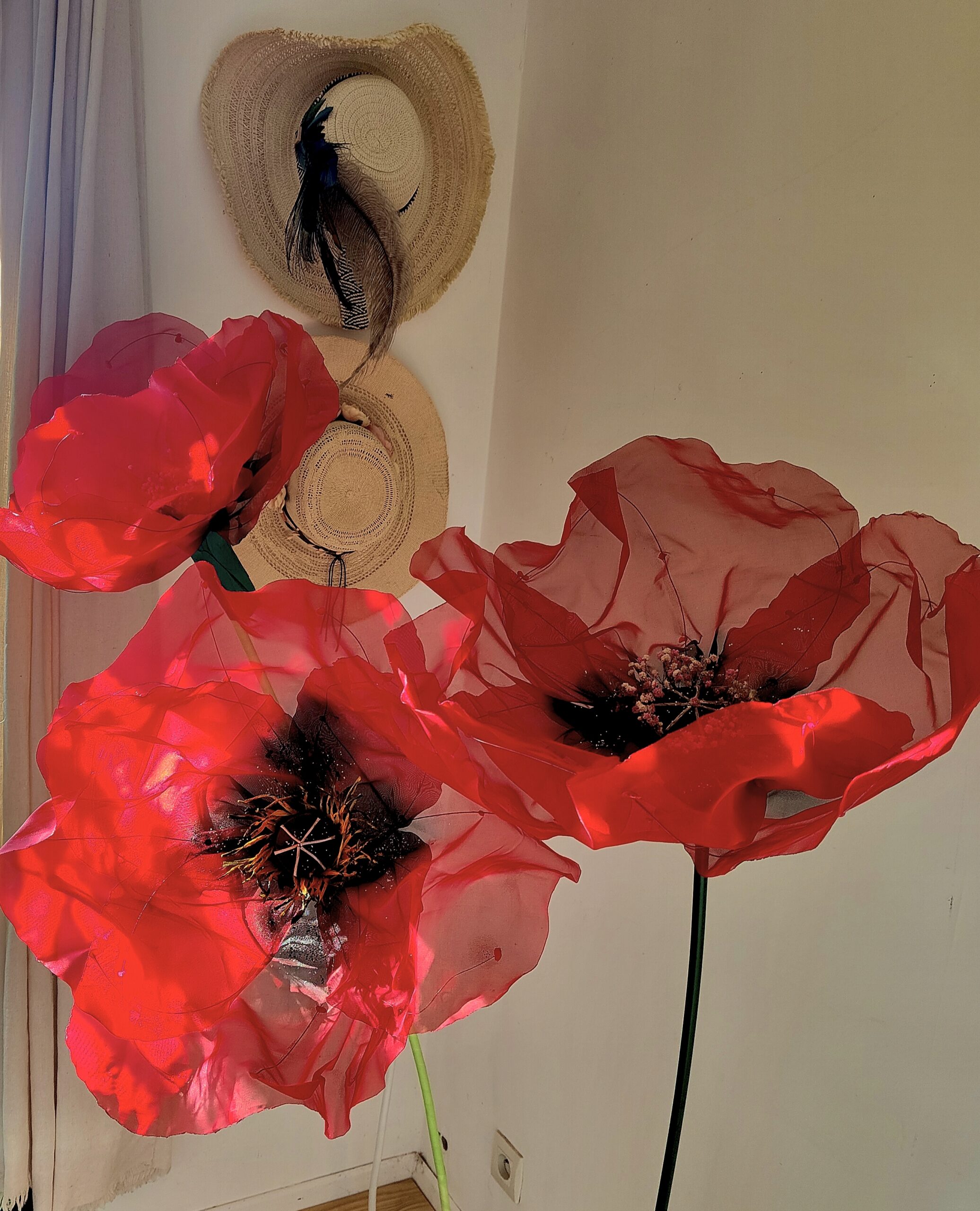 FLEURS GEANTES EN TISSUS